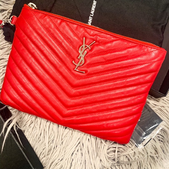 Saint Laurent Red Quilted Clutch Wrislet - Picture 2 of 8